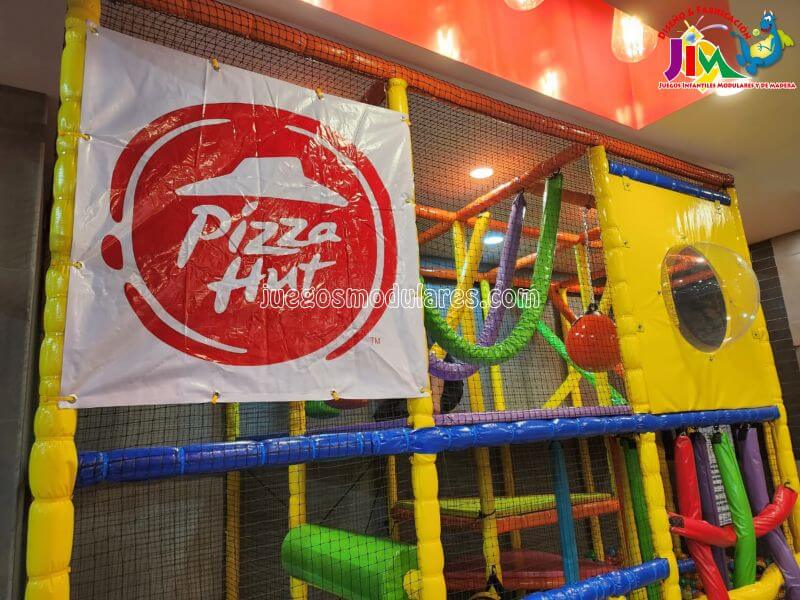 pizzahut-02.jpg